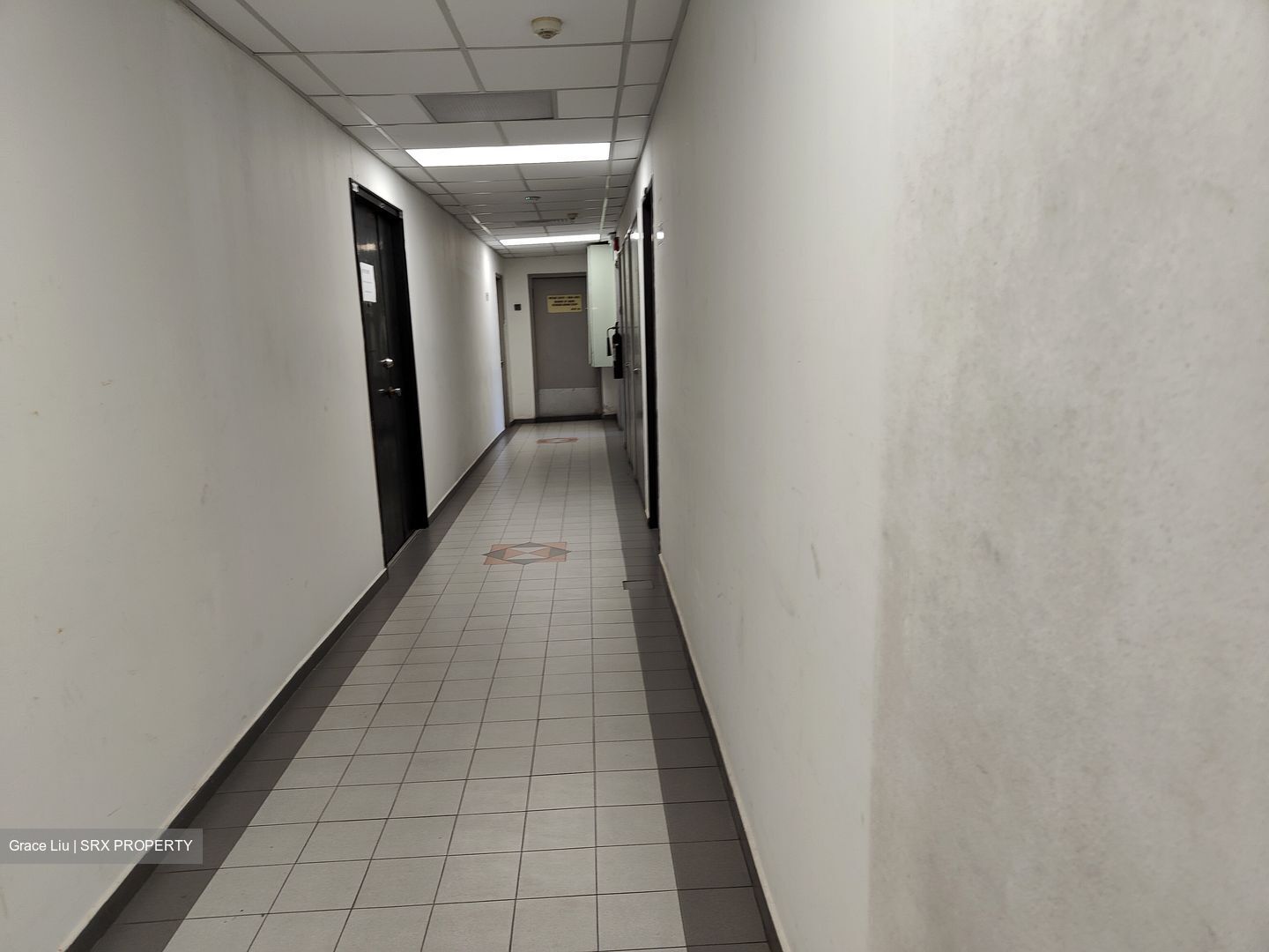 Hoa Nam Building (D8), Office #329806331